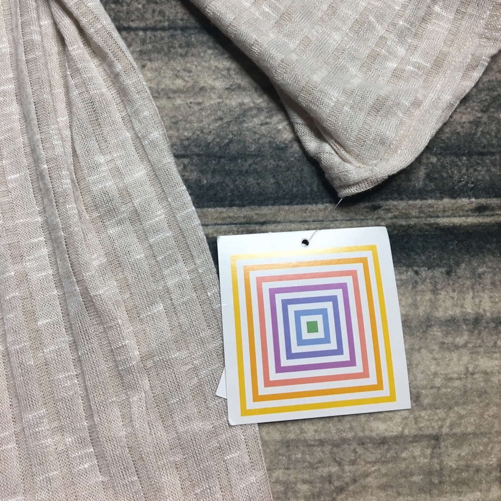 Lularoe Lindsay Beige Cardigan Kimono Small - Picture 2 of 6